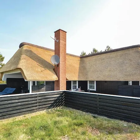 Amazing In Romo With Sauna Holiday home Lakolk